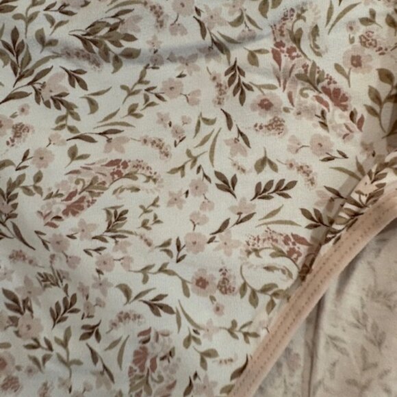 NWT Laura Ashley briefs, size medium, 5-pack - Picture 8 of 8